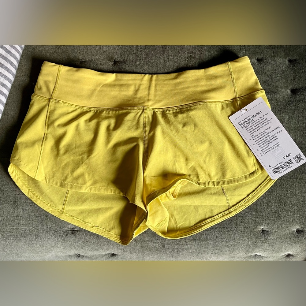 Lululemon Speed Up Short, Size 6